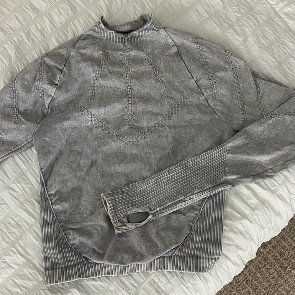 FP movement long sleeve running top size m/l